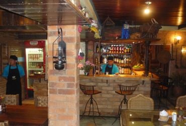 Imagem de destaque para 2 Santo Bar Musical